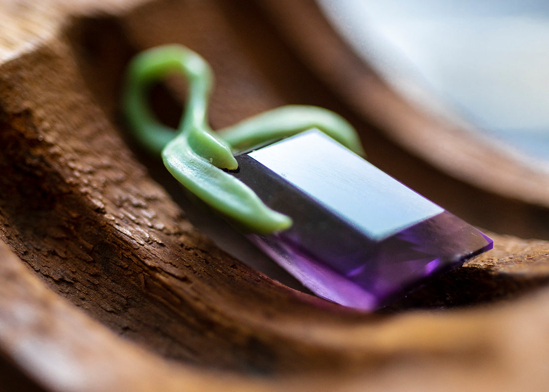 jewellery wax crafted on a faceted amethyst in the TVRRINI studio