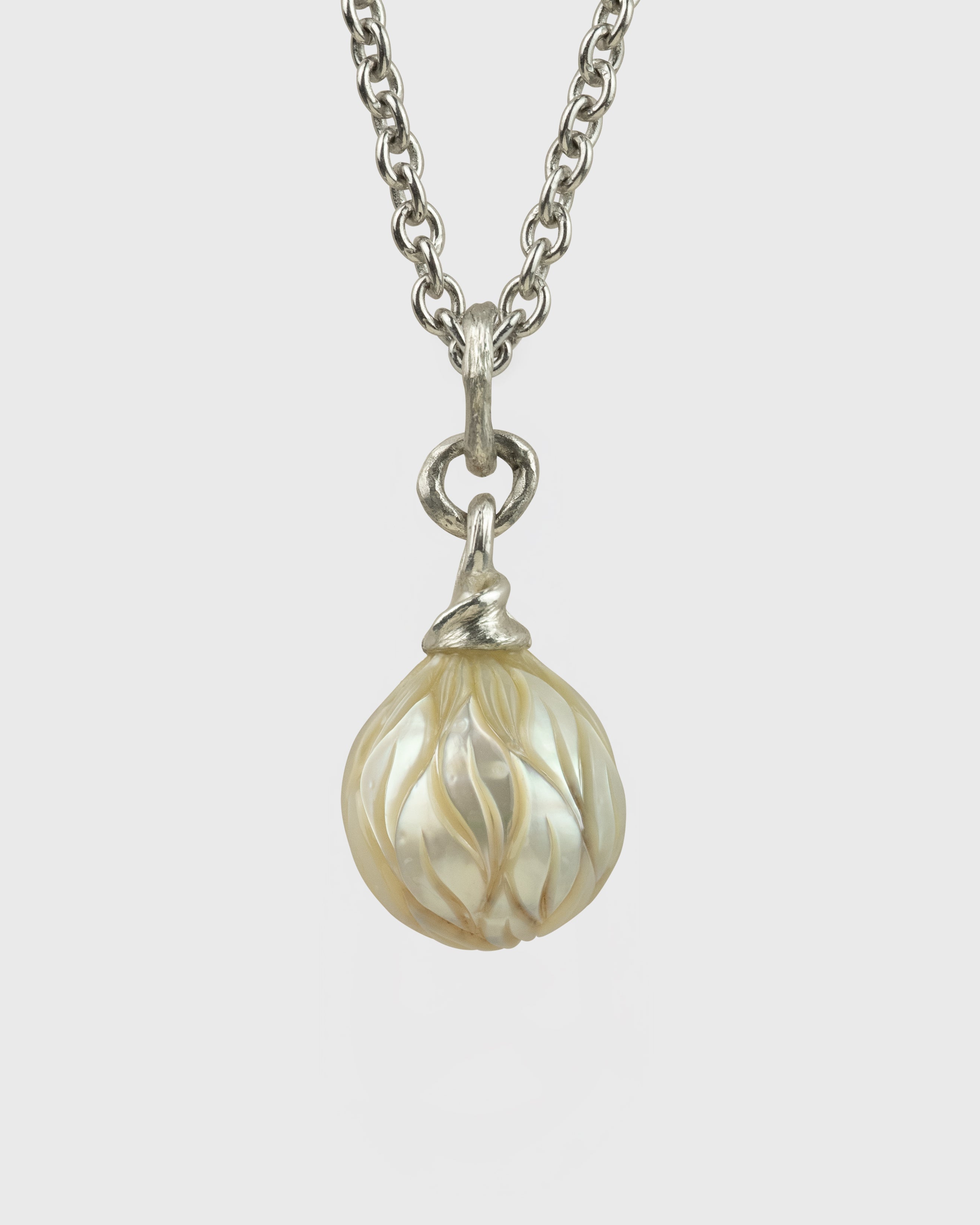 Carved 13.7mm Round Freshwater Pearl Necklace