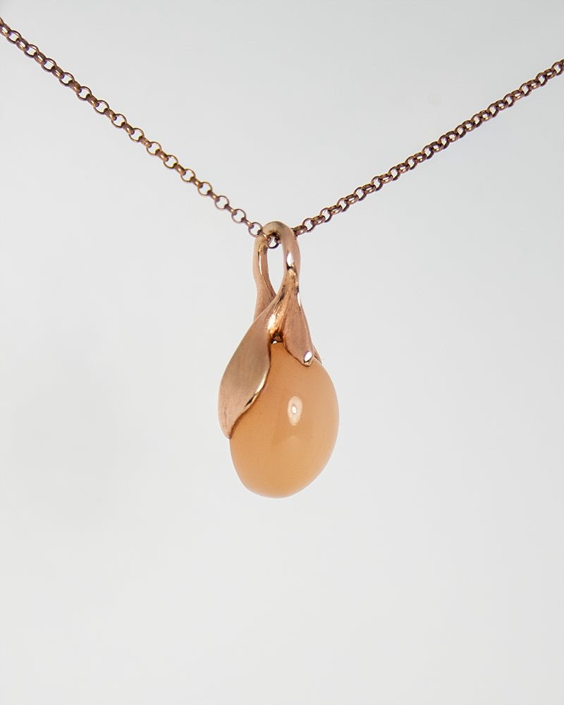 Kara Gold-Plated Silver and Peach Moonstone Pendant