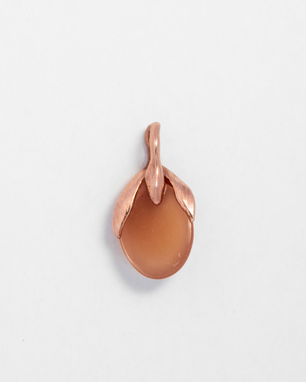 nature-inspired jewellery design with back detail