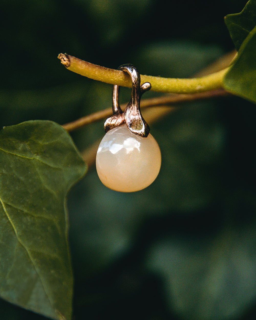 Kara Peach Moonstone Round Cabochon Pendant - TVRRINI Jewellery