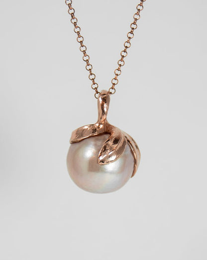 Front view of THP994RG Kara Pendant with Freshwater Pearl set in 18K Rose Gold