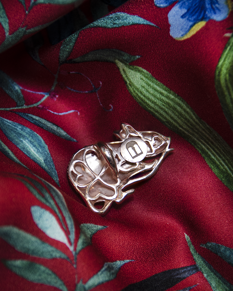 Reverse details on the Rat Pendant from the "Circle of Life" collection by TVRRINI