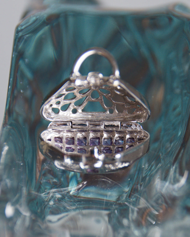18K white gold with amethyst and diamond Minaudière Evening locket detail SKU ML-P-818-WG